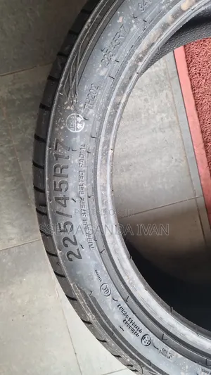 225/45r17 94y Effexsport Triangle