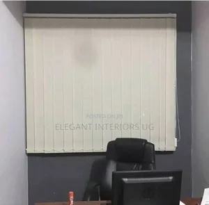 Elegant Blinds Per Square Meter Available in Designs and Colours
