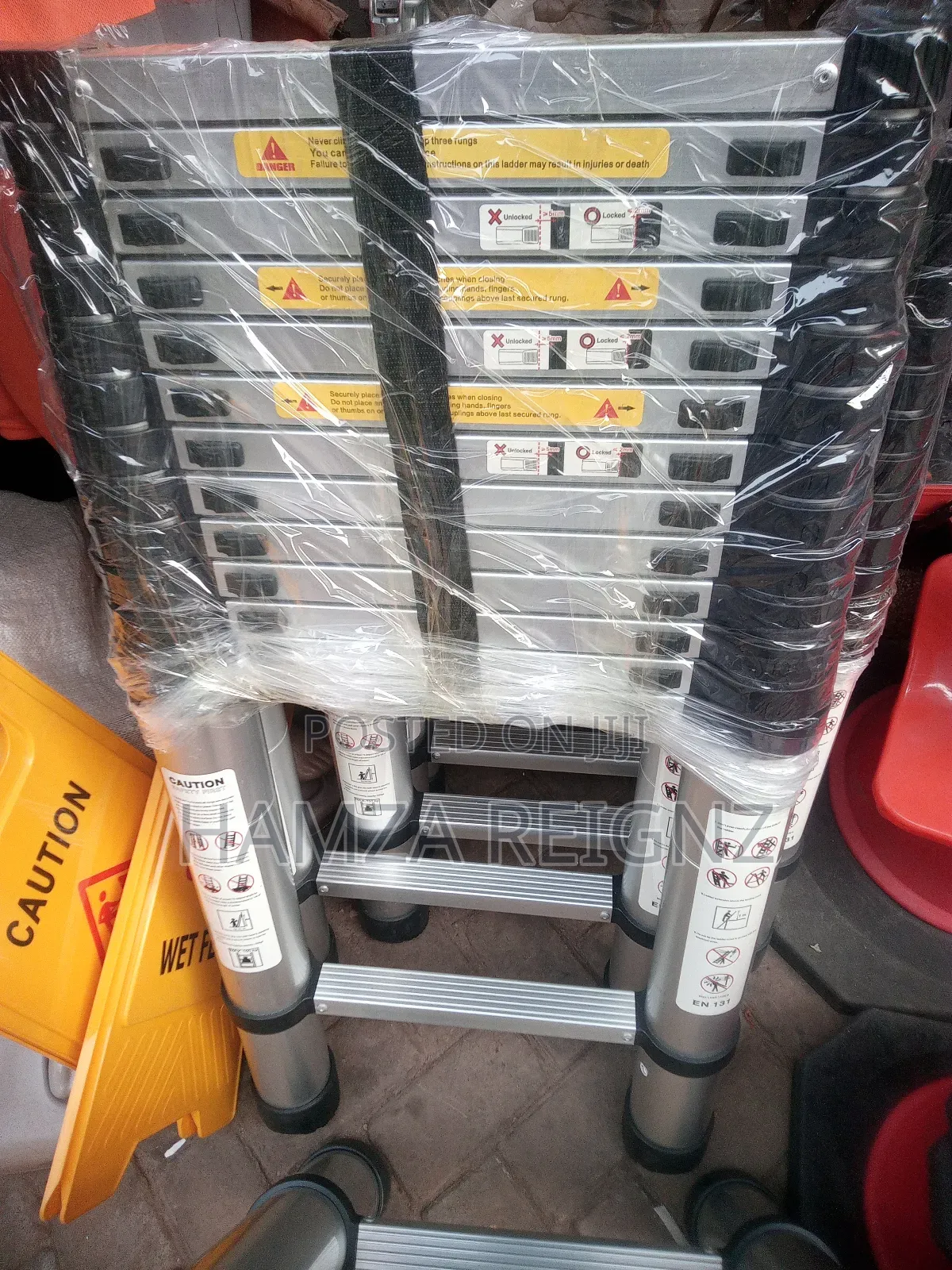 12.5ft (3.8) Aluminum Telescopic Ladder