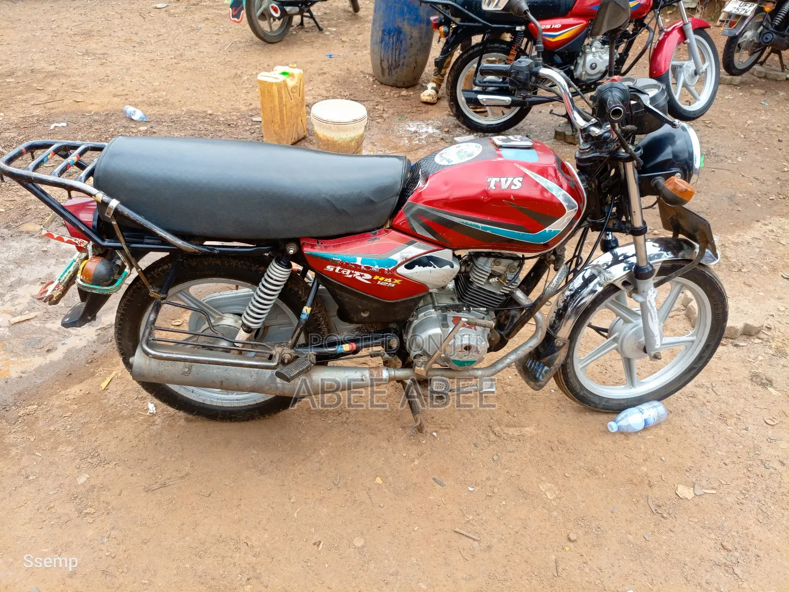 TVS HLX 125 2019 Red