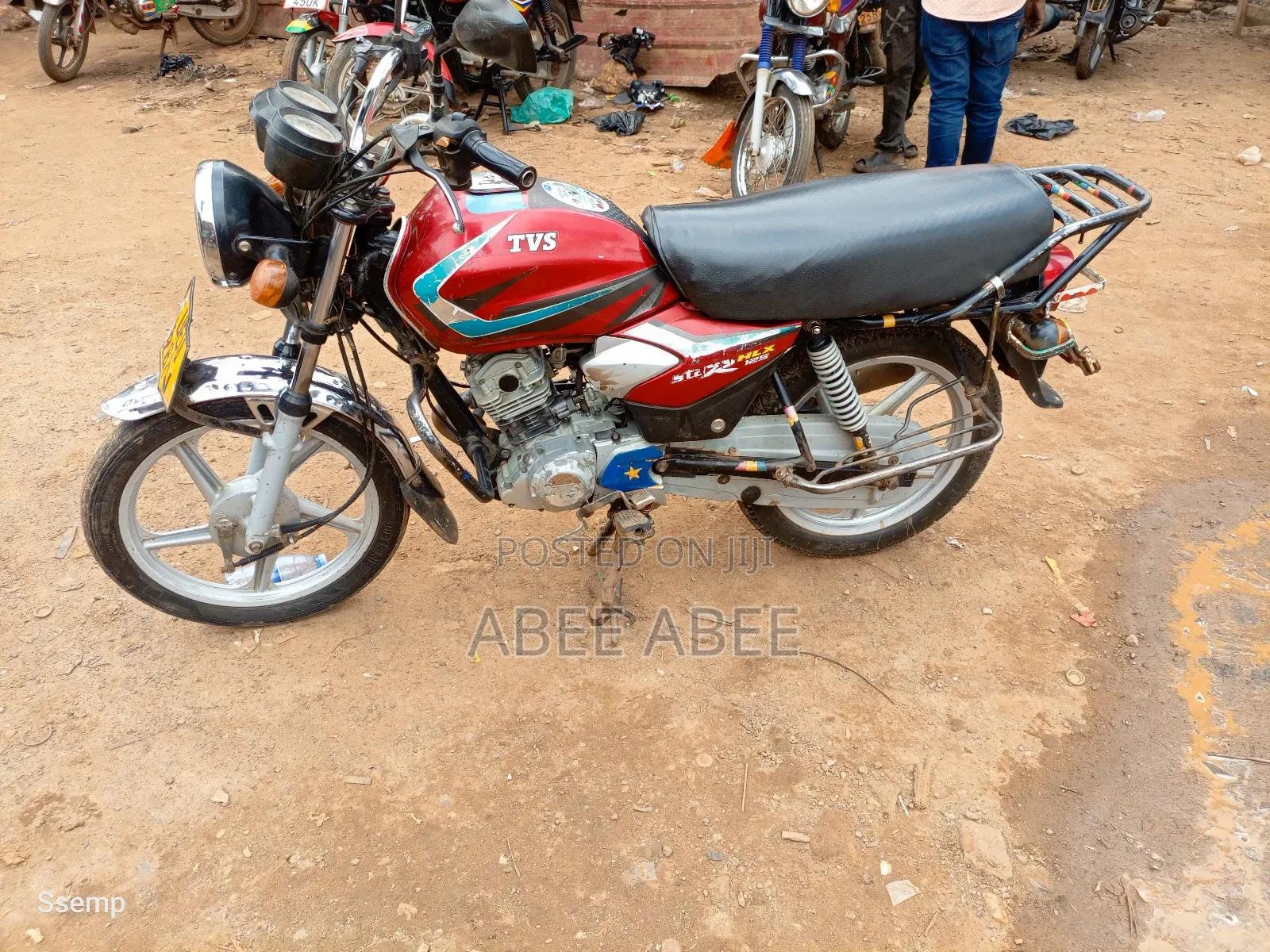 TVS HLX 125 2019 Red