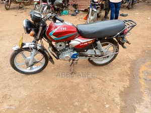 TVS HLX 125 2019 Red