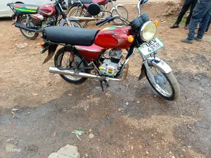 Bajaj Boxer 100 2022 Red