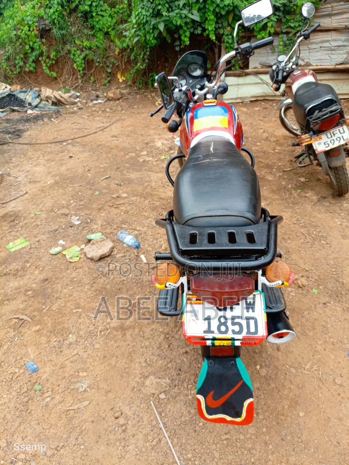 Bajaj Boxer 125 2021 Red