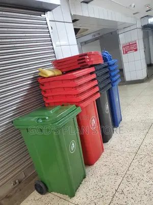 Side Wheel 240litres Plastic Dust Bins