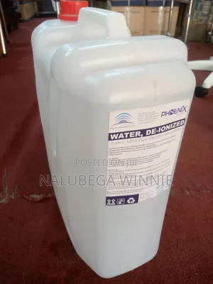 Distilled Water/ De-Ionized Water