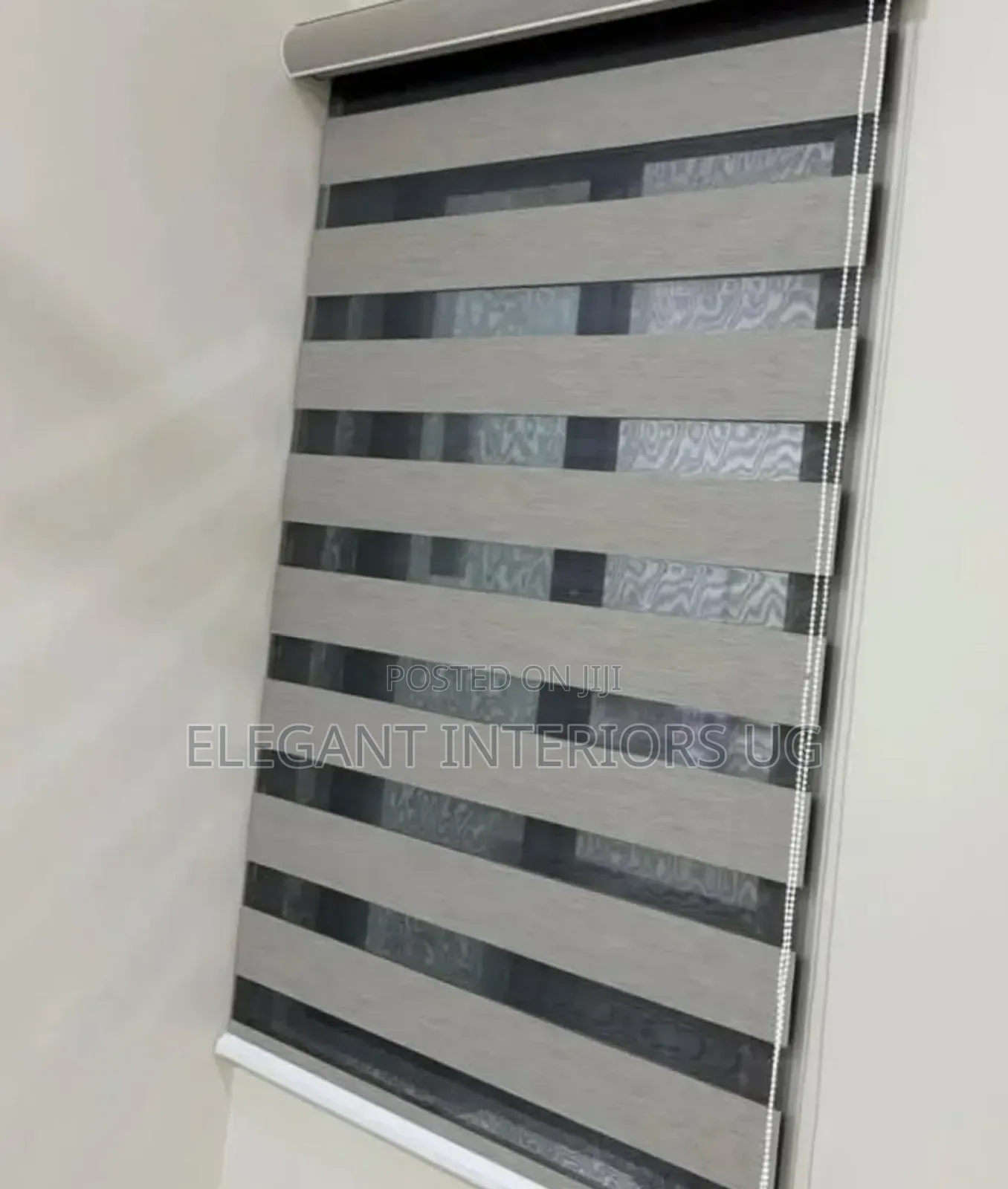 Window Blinds Available in Roller Format Per Square Meter