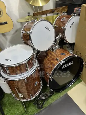 Tama Full Drum Set for Professional Work.