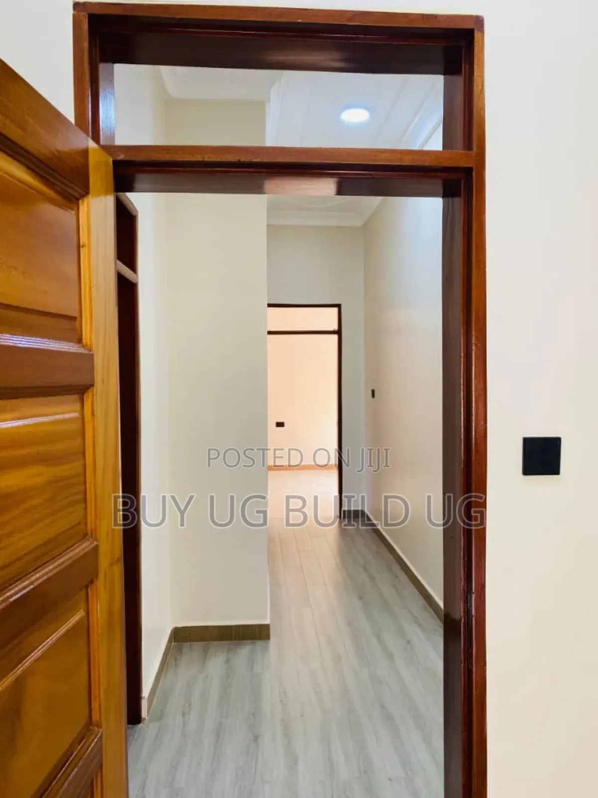 4bdrm Bungalow in Bwebajja Entebbe, Central Division for sale
