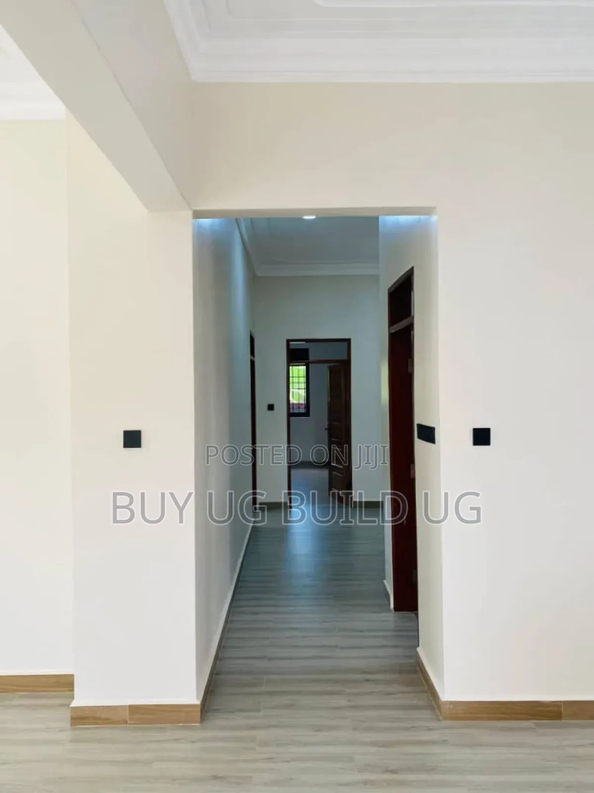 4bdrm Bungalow in Bwebajja Entebbe, Central Division for sale