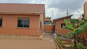 6bdrm Bungalow in Kyanja Kampala, Central Division for sale