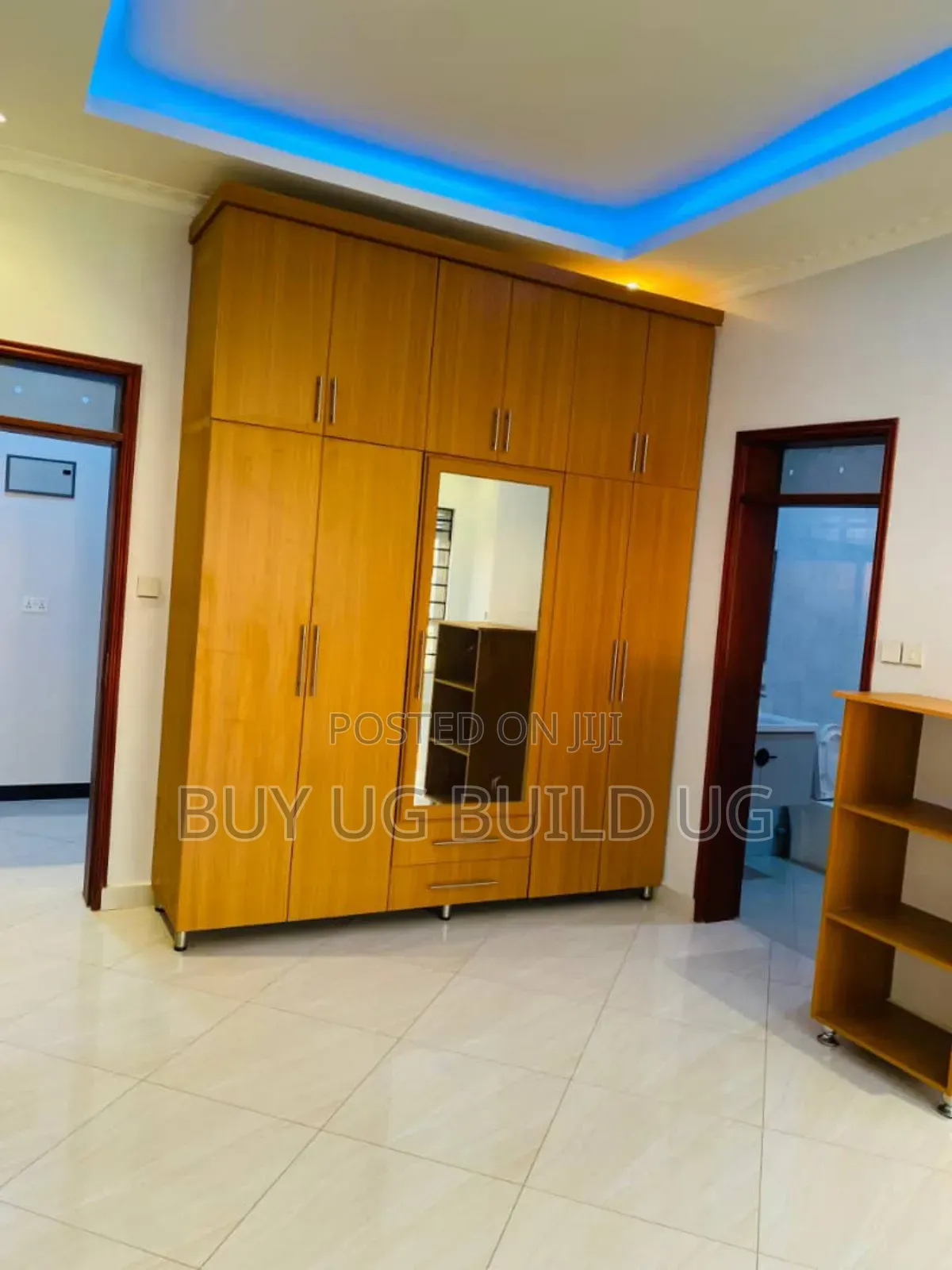 4bdrm Bungalow in Bwebajja Entebbe, Central Division for sale