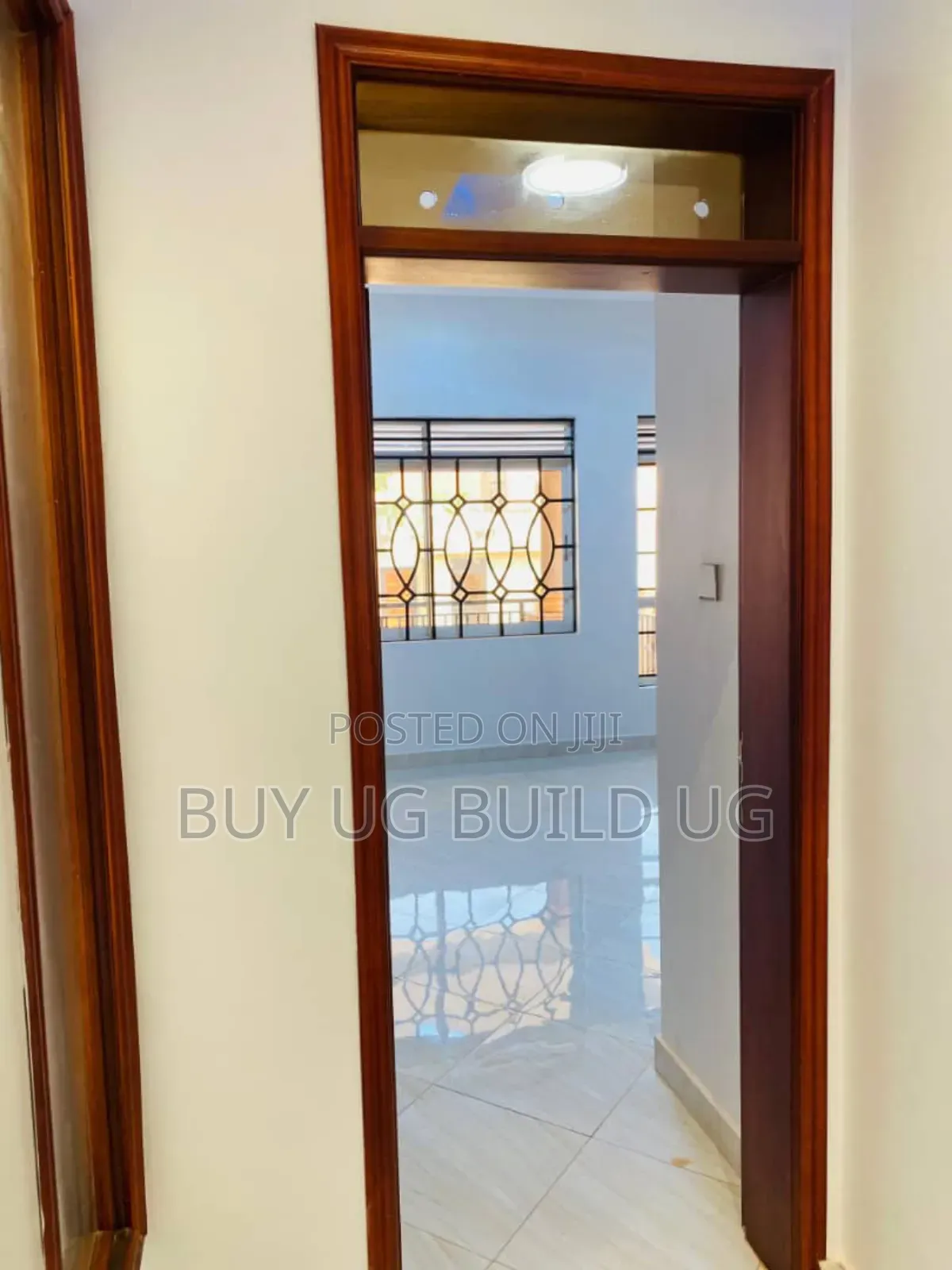 4bdrm Bungalow in Bwebajja Entebbe, Central Division for sale
