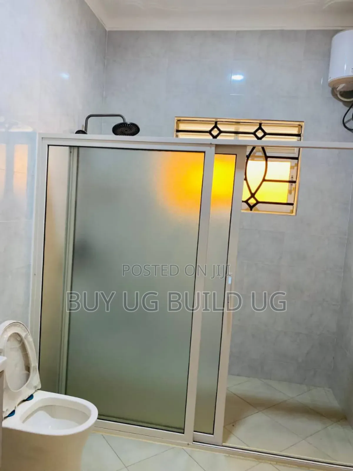4bdrm Bungalow in Bwebajja Entebbe, Central Division for sale