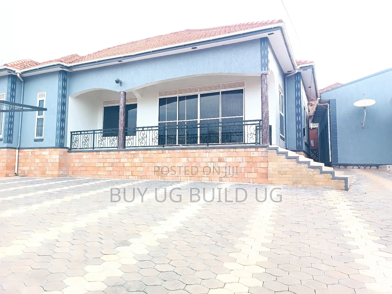 4bdrm Bungalow in Nalya, Central Division for sale