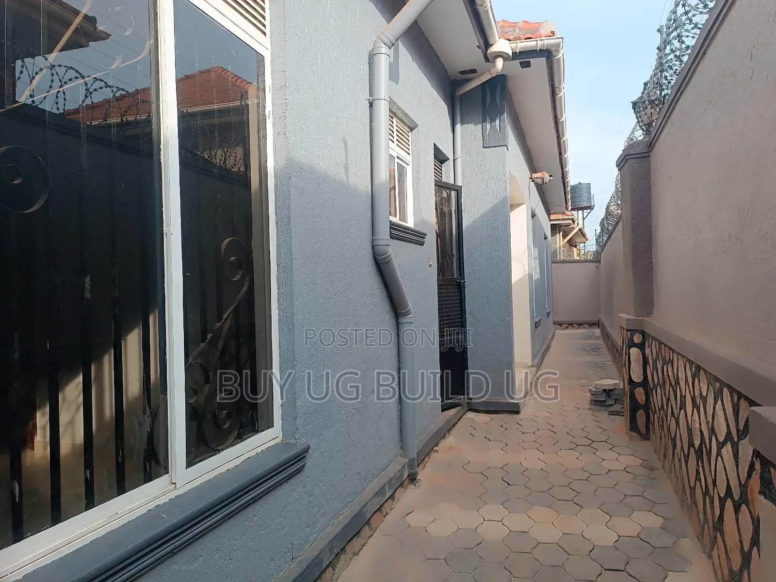 4bdrm Bungalow in Nalya, Central Division for sale