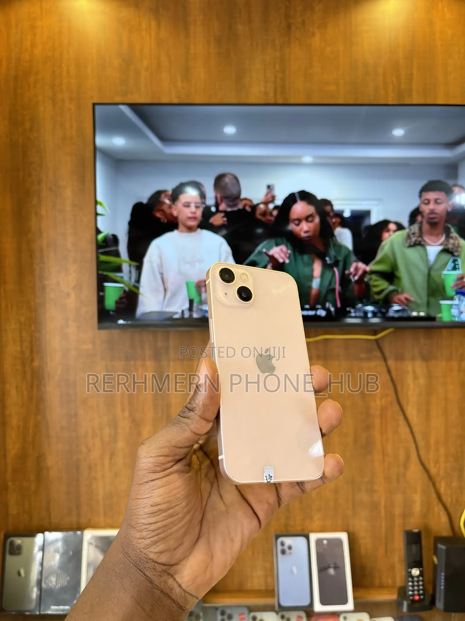 New Apple iPhone 13 128 GB White