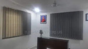 Office Blinds Per Square Meter Available in All Designs and Colours