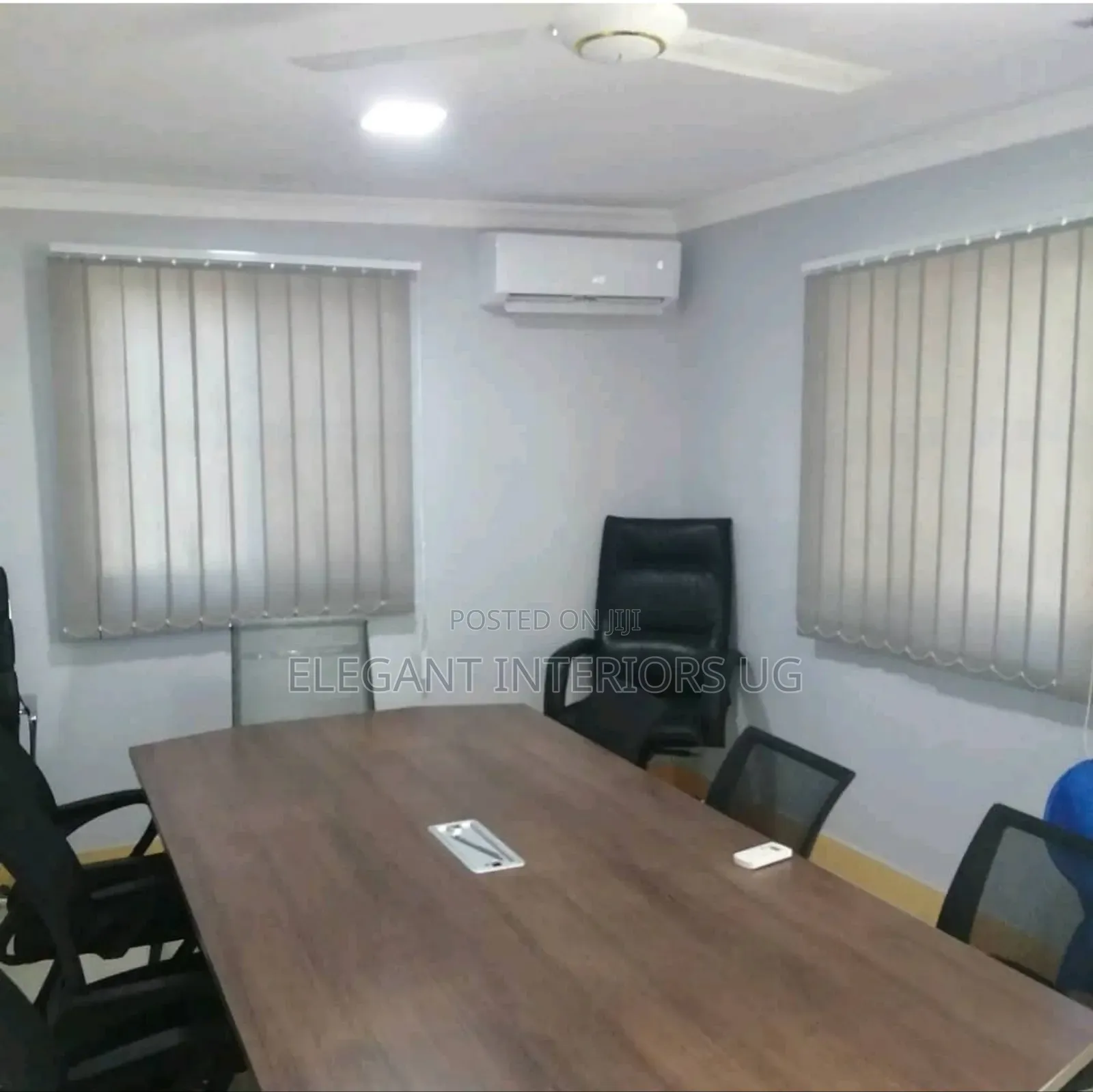 Office Blinds Per Square Meter Available at Favorable Price
