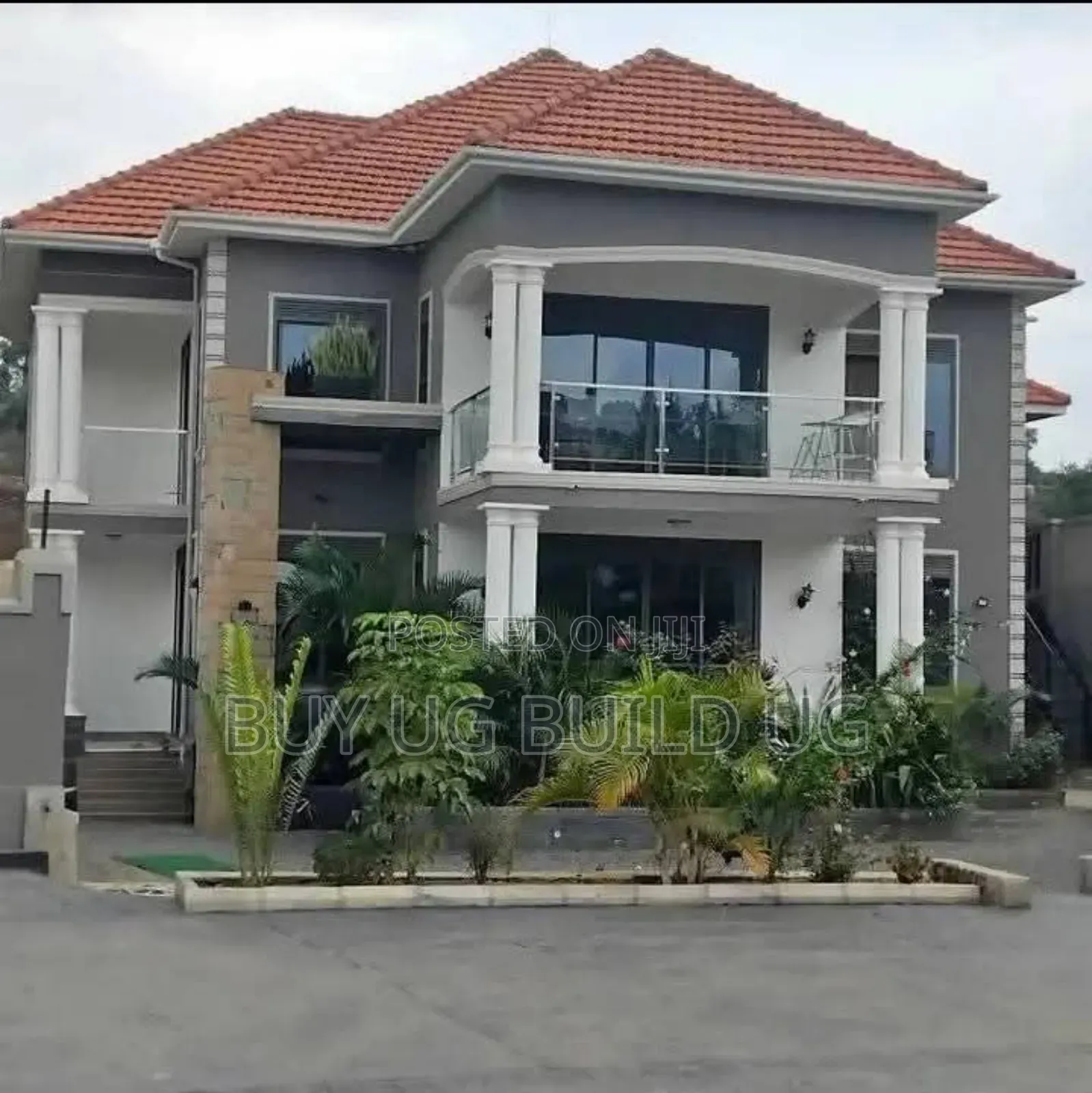 5bdrm Mansion in Kira for rent