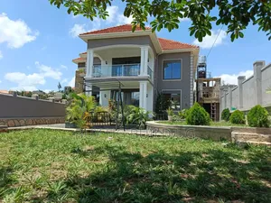 5bdrm Mansion in Kira for rent