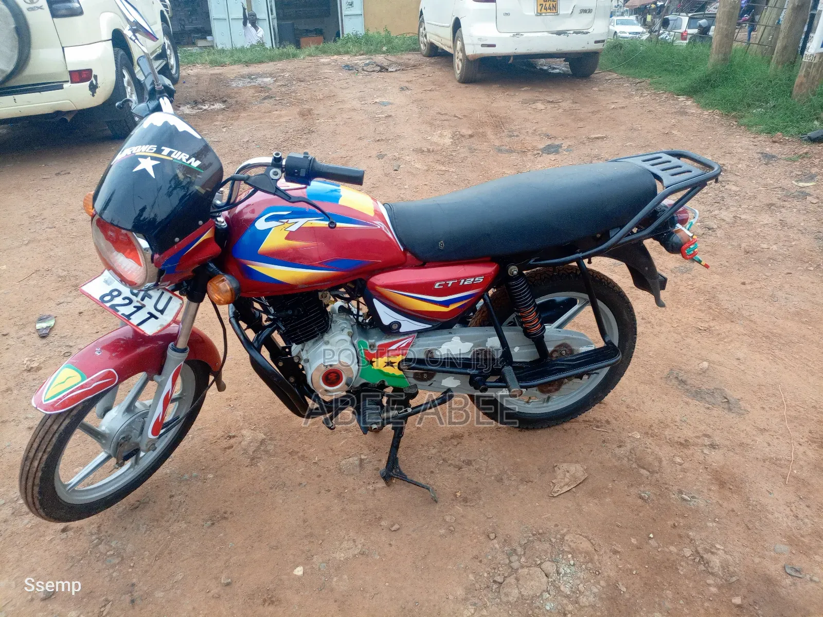 Bajaj Boxer 125 2024 Red