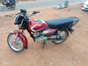 TVS HLX 125 2021 Red