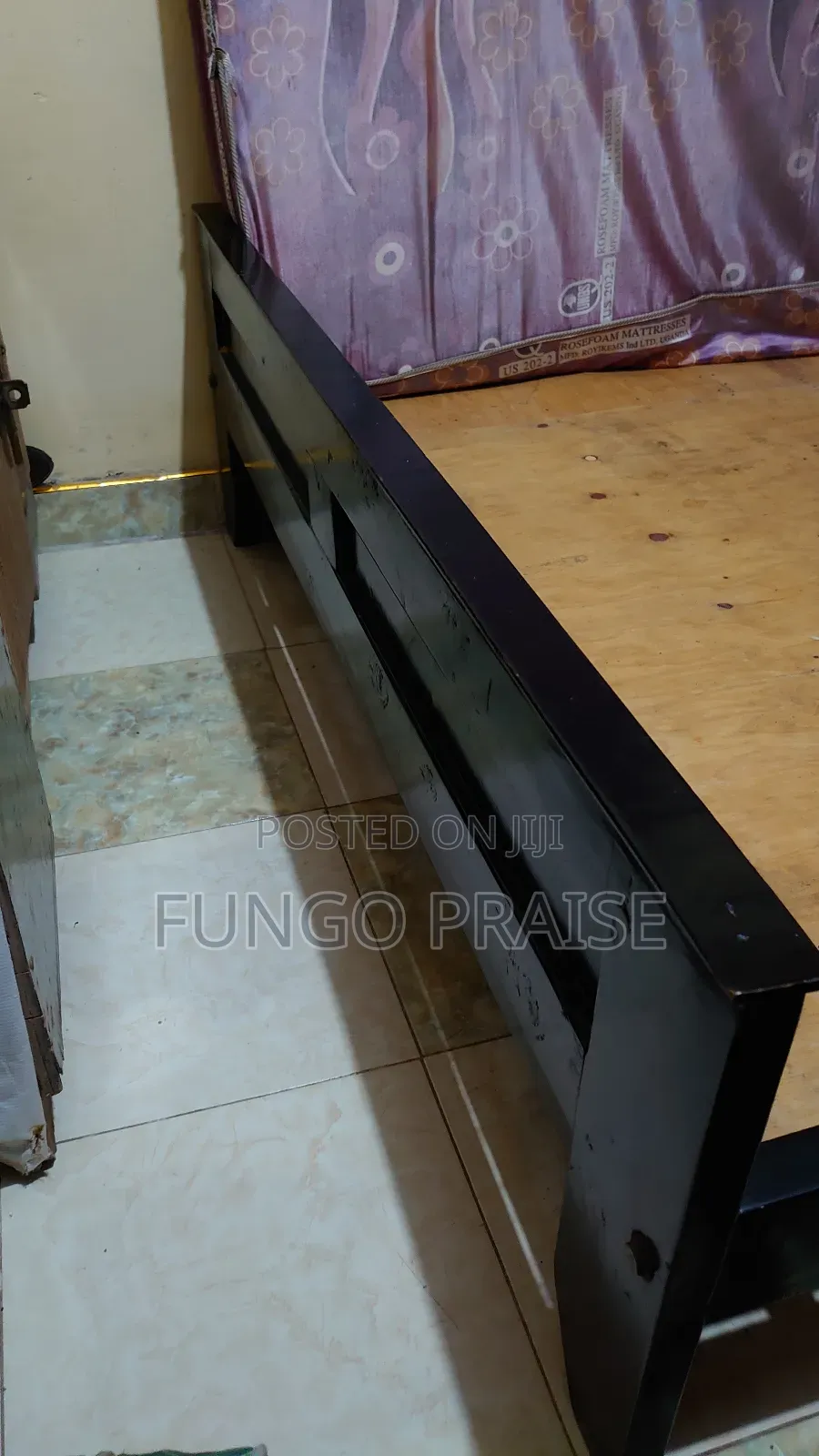 5×6 Black Wood Bed