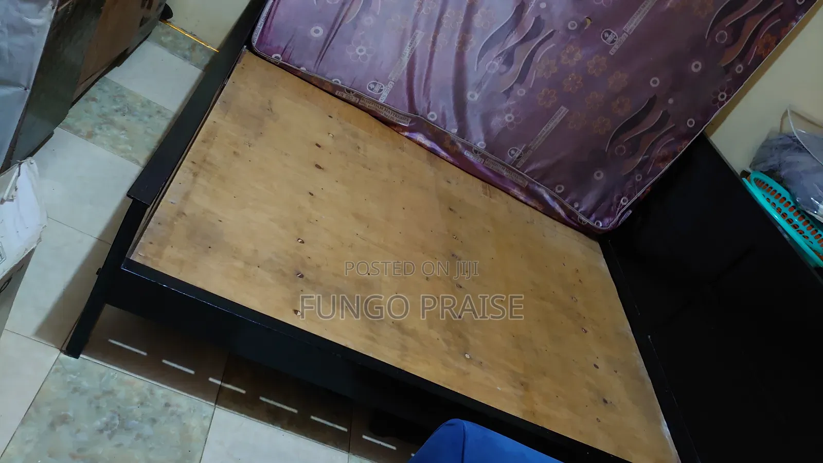 5×6 Black Wood Bed