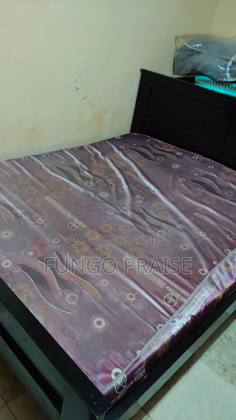 5×6 Black Wood Bed