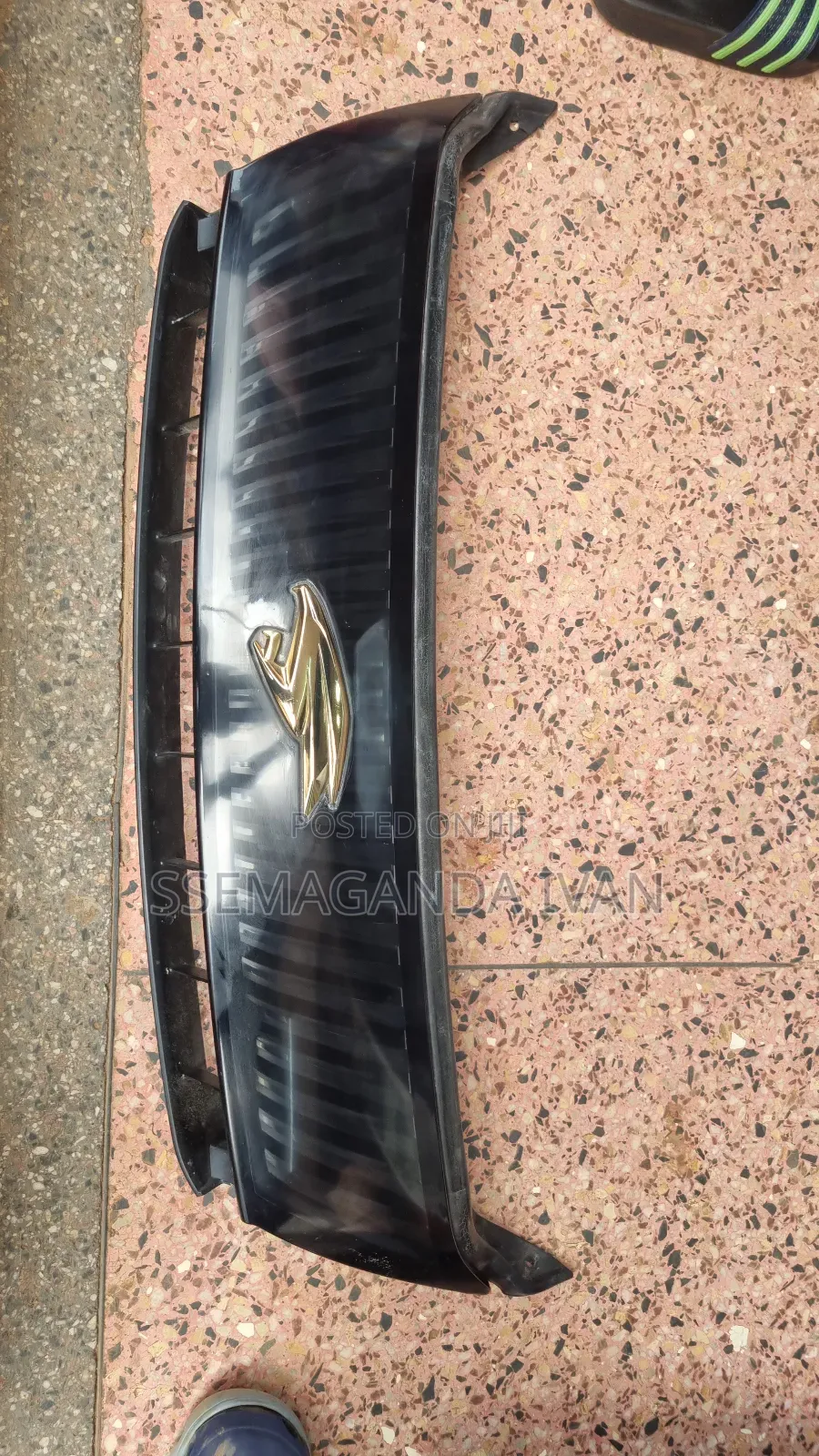 Grille Original Black in Colour for Harrier New Model Hybrid