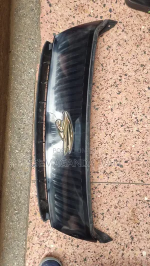 Grille Original Black in Colour for Harrier New Model Hybrid
