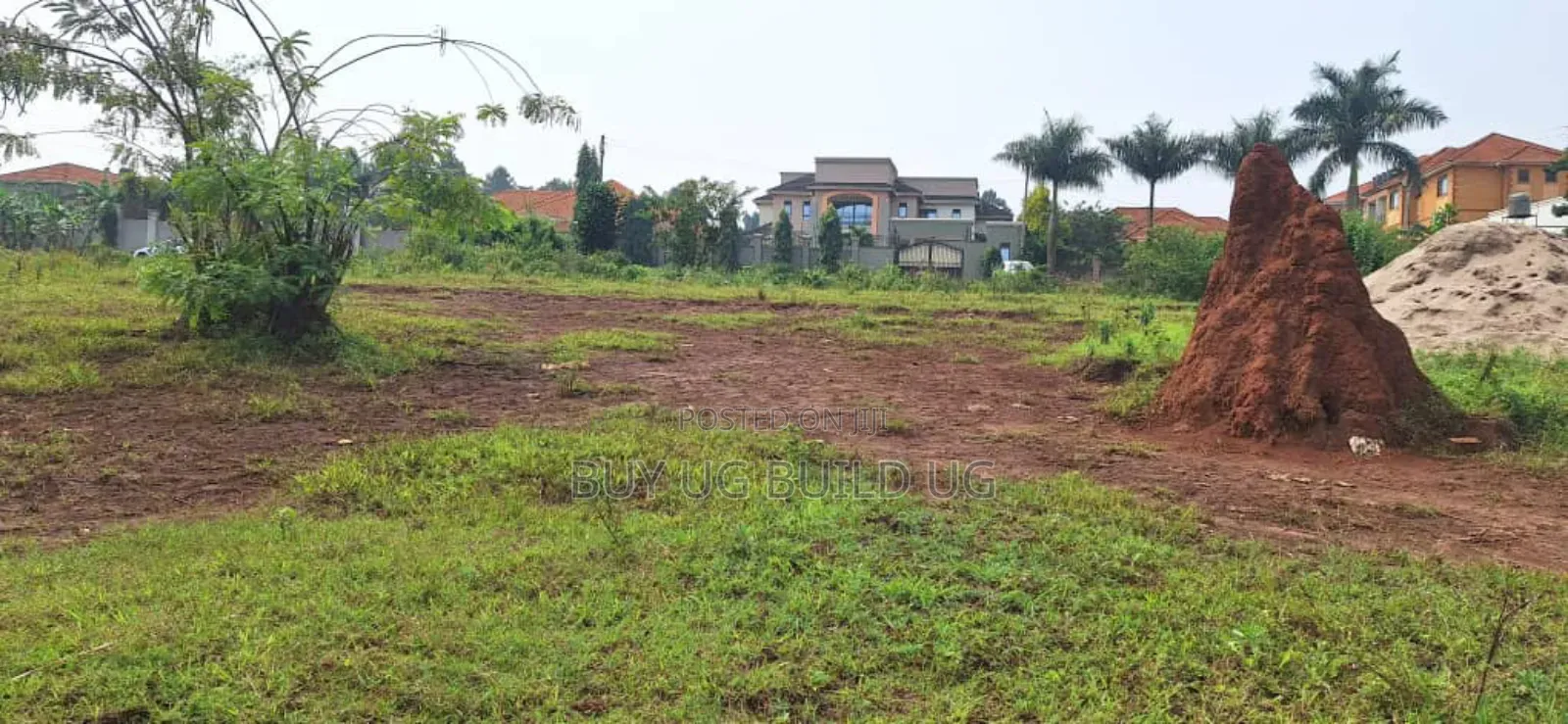 Buwate Najjera Plot for Sale Road at 235m . It's 25 Decimals