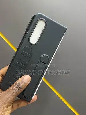 Wristband Foldable Stand Funda for Samsung Galaxy Z Fold 7 6 4 5