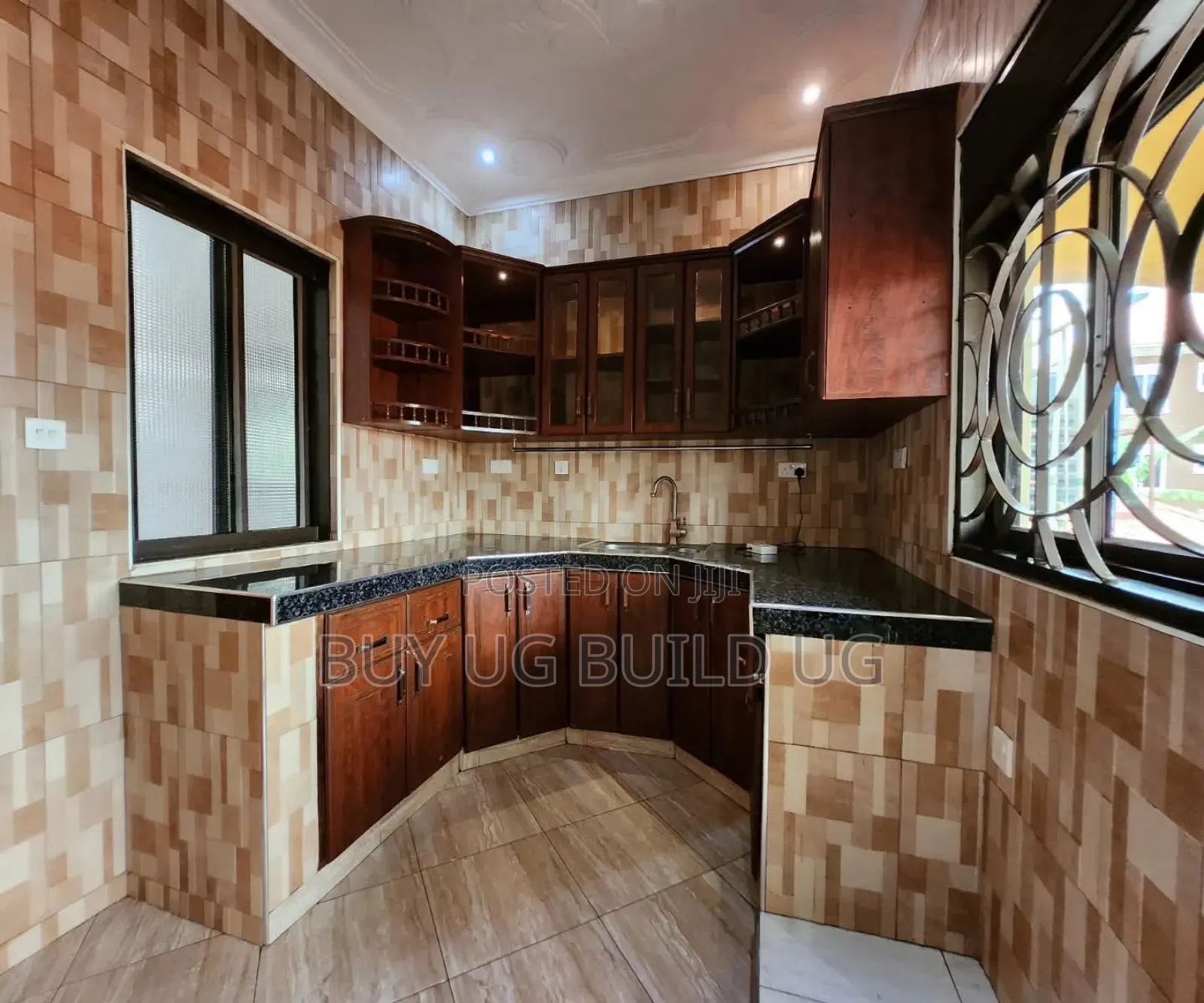 2bdrm Apartment in Ntinda Kyambogo, Central Division for rent