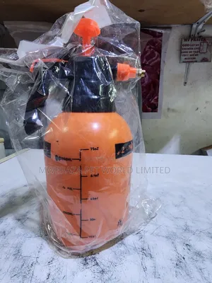 Spraying Can( Bomba)