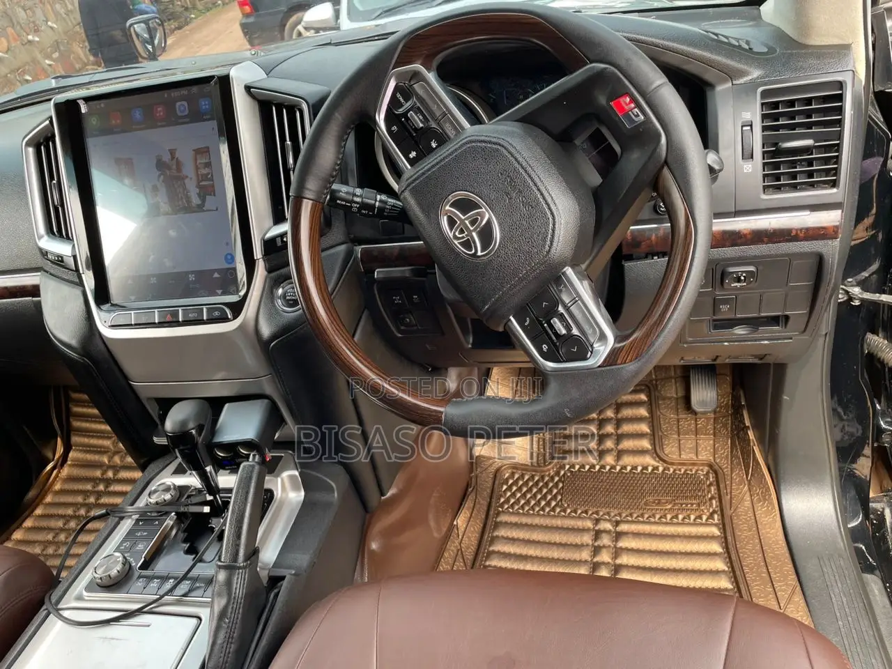 Toyota Land Cruiser 2010 Black