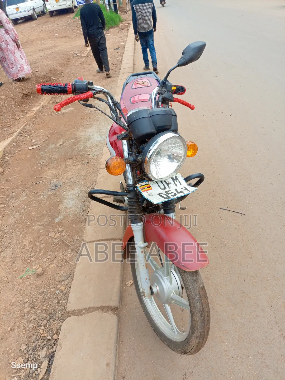 TVS HLX 125 2021 Red