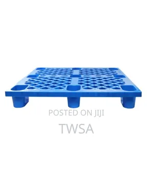 Plastic Pallet Available in Kisaasi