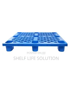 Plastic Pallet Available in Kisaasi