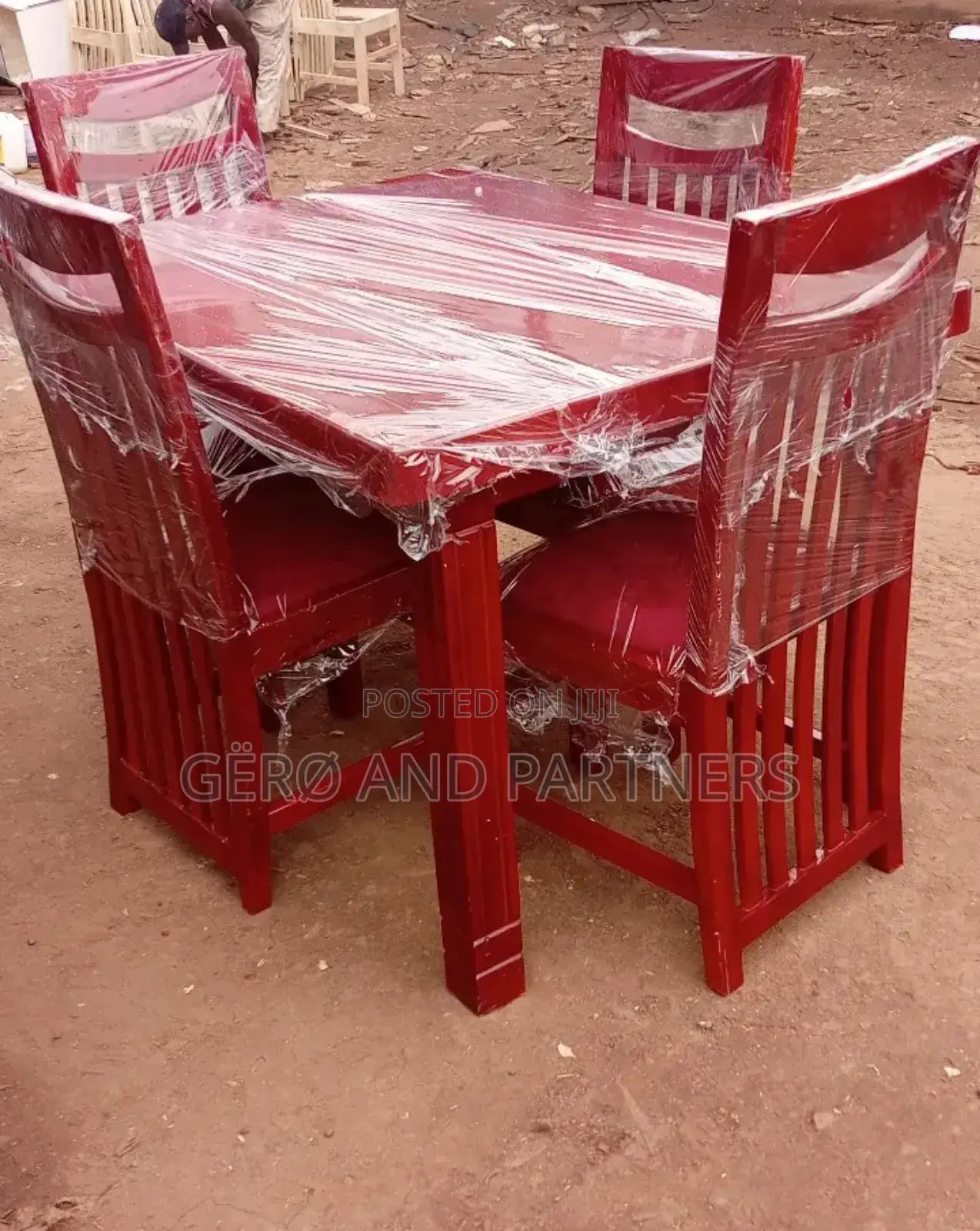 Top Standard Dining Table
