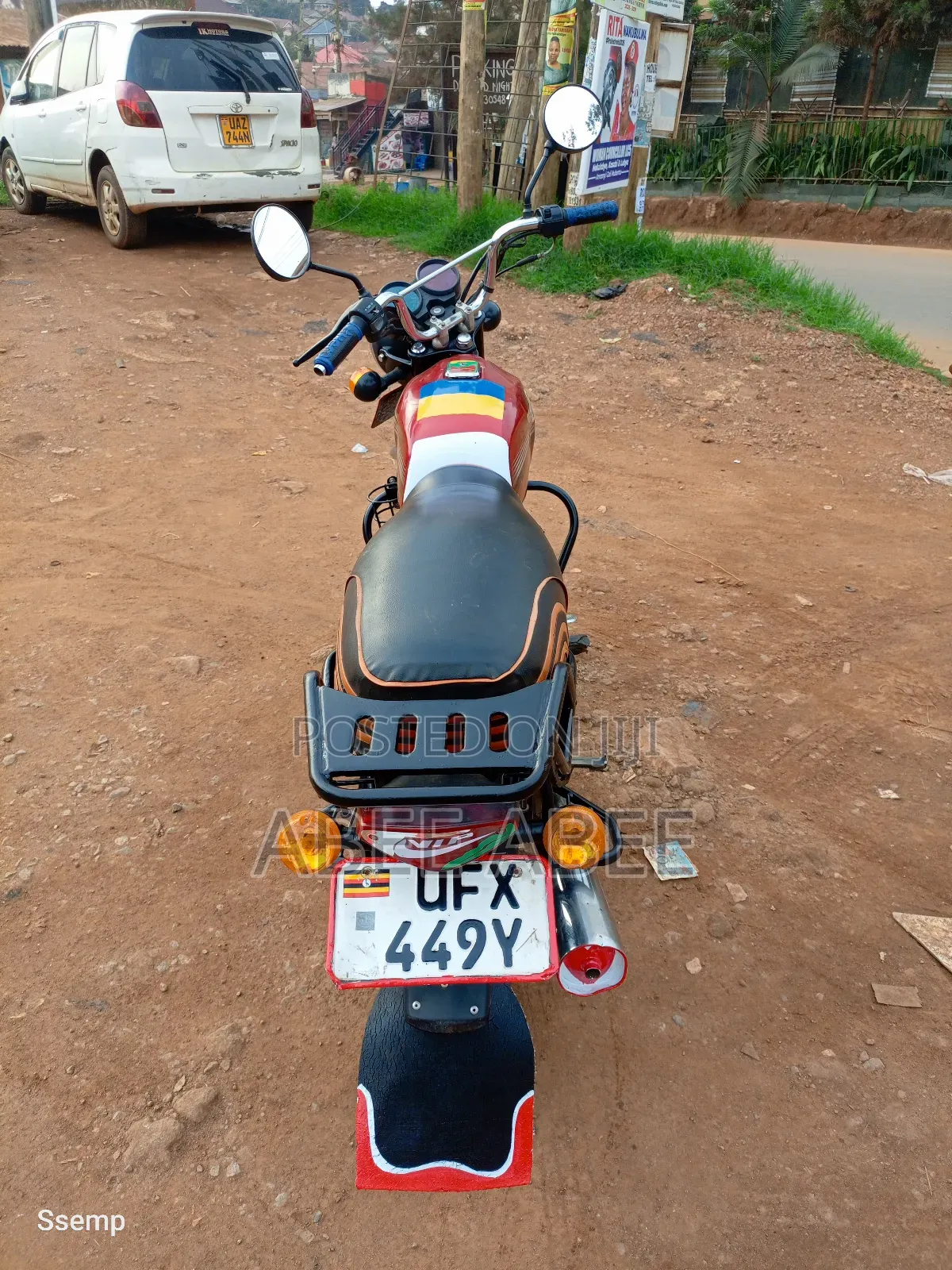 Bajaj Boxer 100 2025 Red