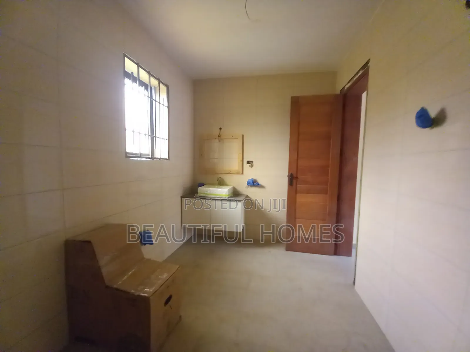Furnished 4bdrm Maisonette in Kira, Central Division for sale