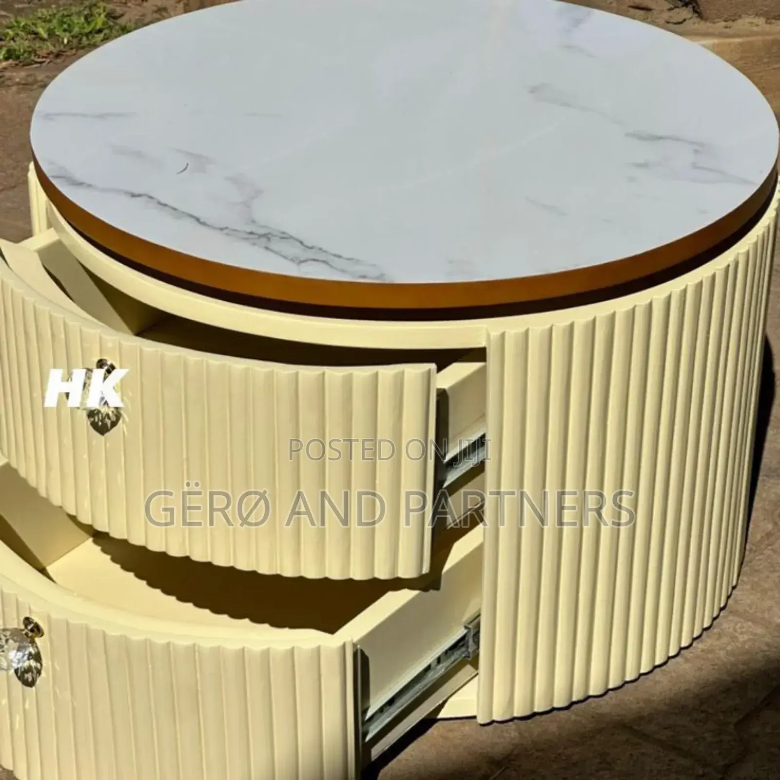 Circular Centre Table