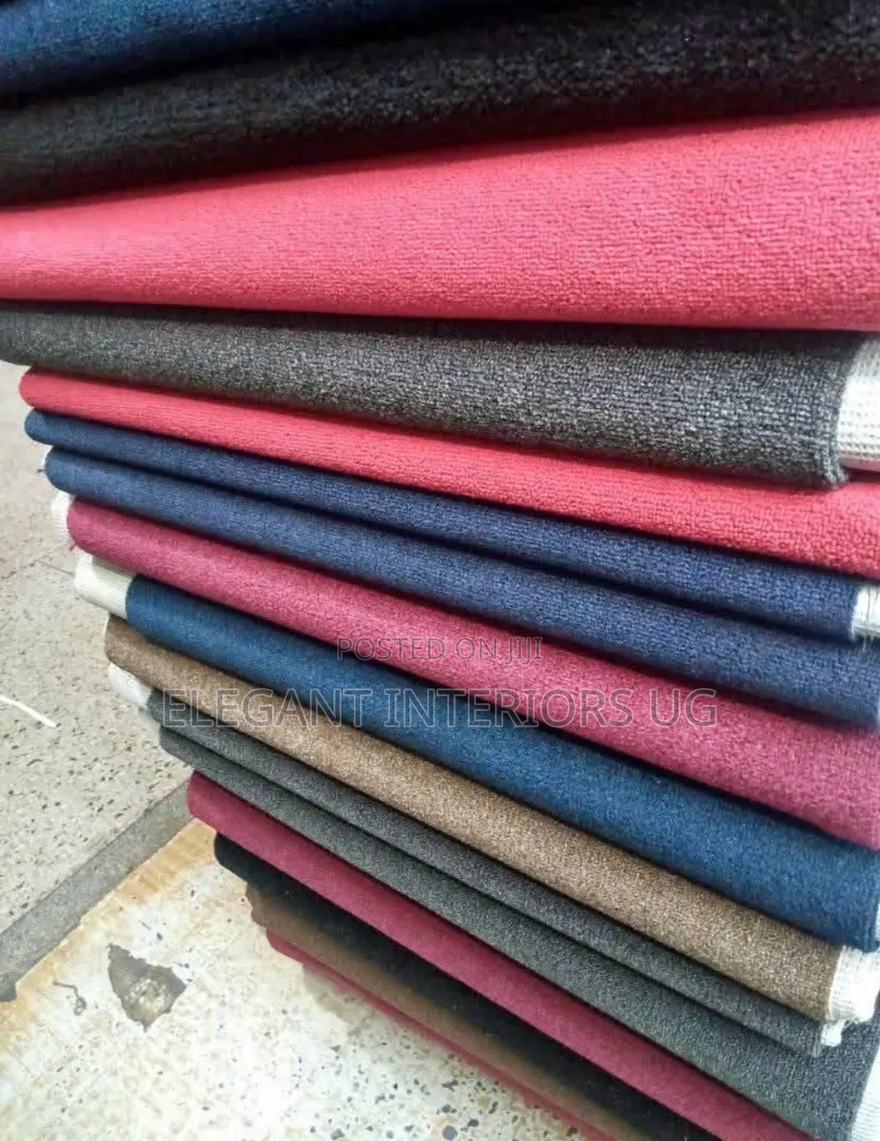 Elegant Carpets Available for Offices and Homes in All Colours
