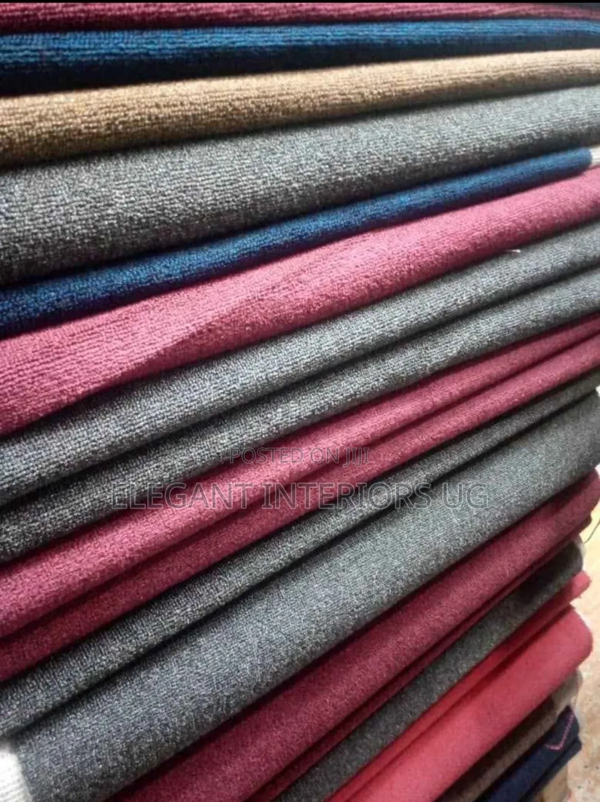 Office Woolen Carpets Per Square Meter Available in All Designs