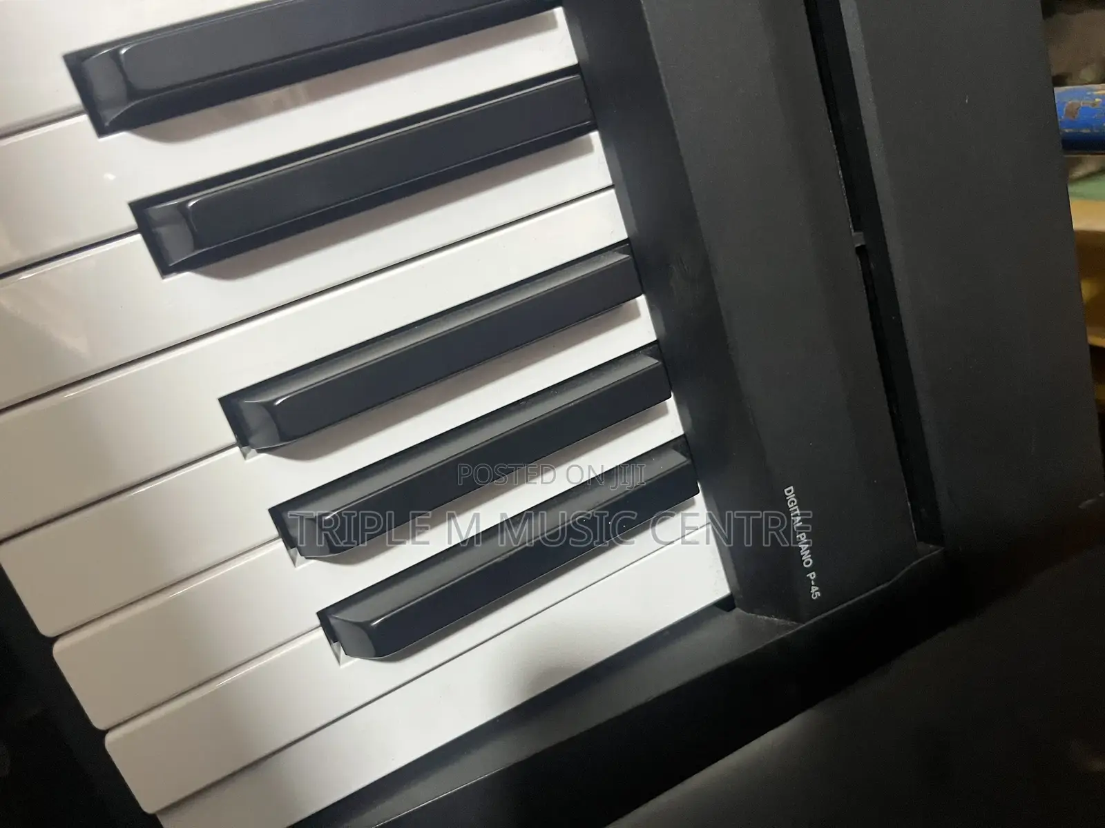Yamaha P-45 Digital Piano