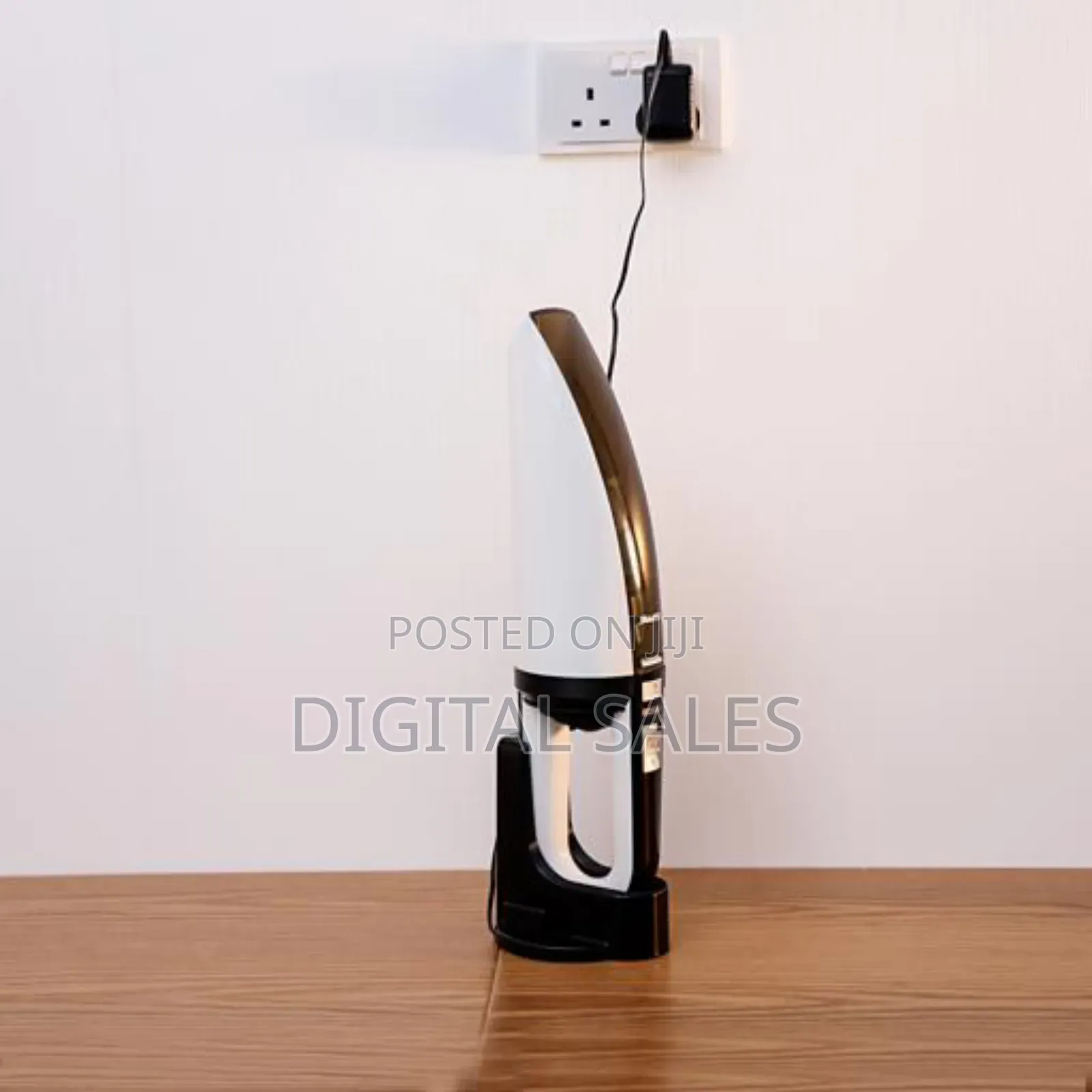 Geepas Rechargeable Vacuum Cleaner