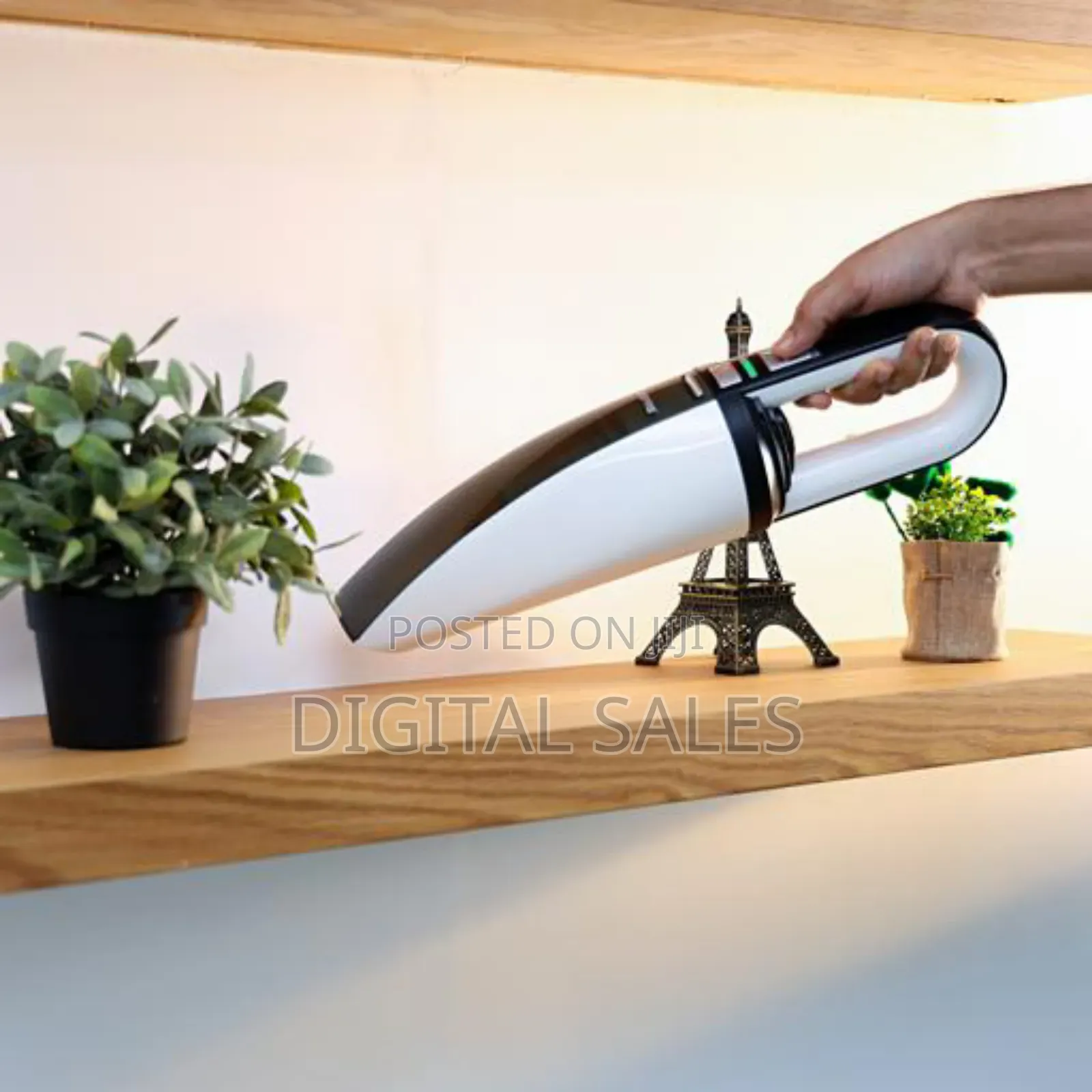 Geepas Rechargeable Vacuum Cleaner