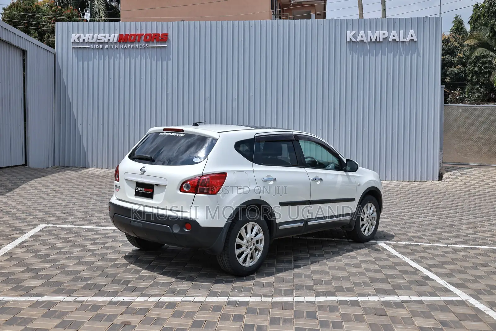 Nissan Dualis 2012 Pearl